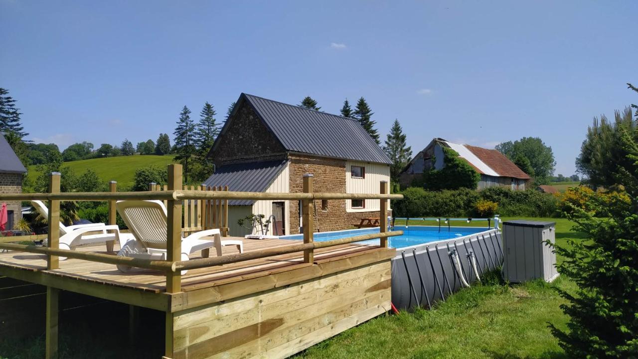 Gite "La Renaudaie" - Piscine Juvigny Les Vallees Exterior photo